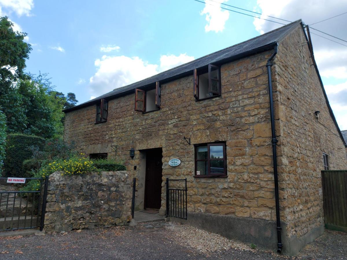 Villa The Old Dairy Bridport Esterno foto